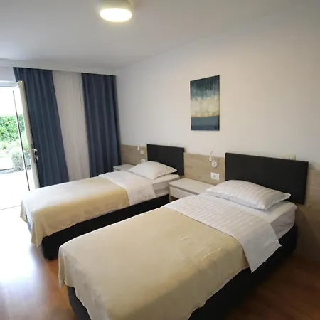 Lejlighed With Swimming Pool Rozac, - 27256 Umag