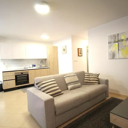 With Swimming Pool Rozac, - 27256 Lejlighed Umag